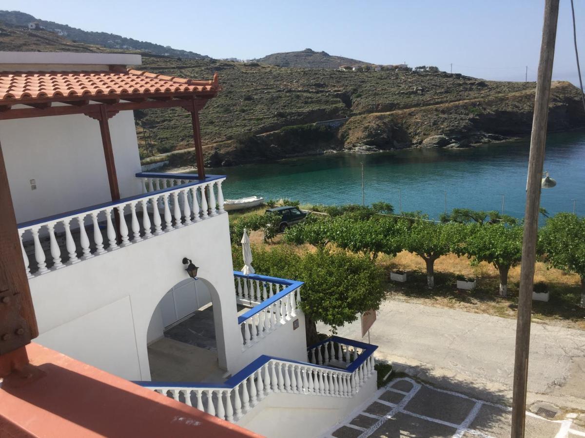 Villa Bonatsa Andros Home Batsíon Exterior foto