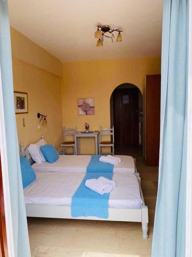 Villa Bonatsa Andros Home Batsíon Exterior foto