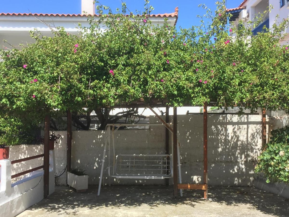 Villa Bonatsa Andros Home Batsíon Exterior foto