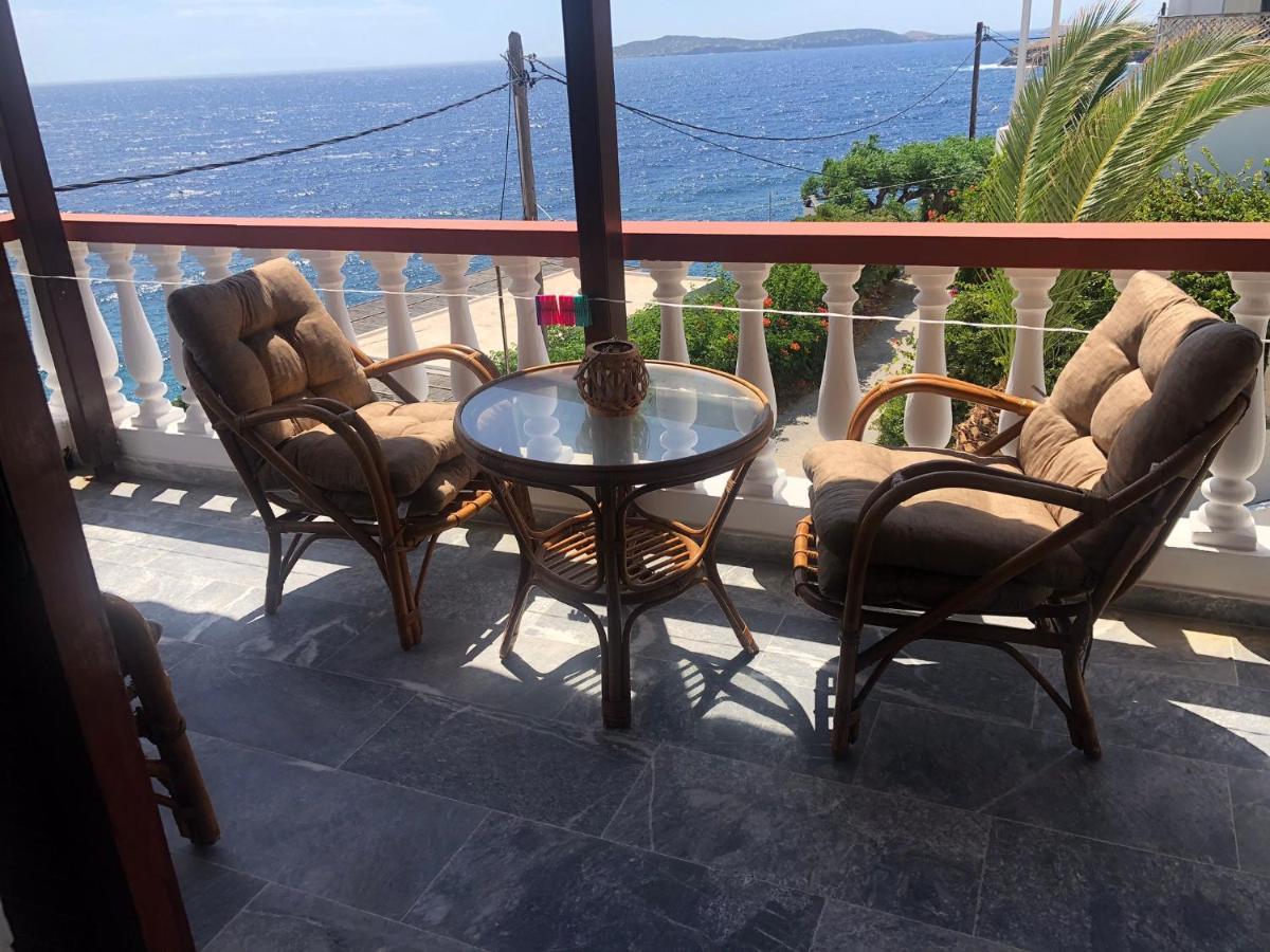 Villa Bonatsa Andros Home Batsíon Exterior foto